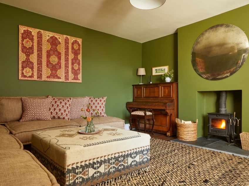 Overbury Property Details -