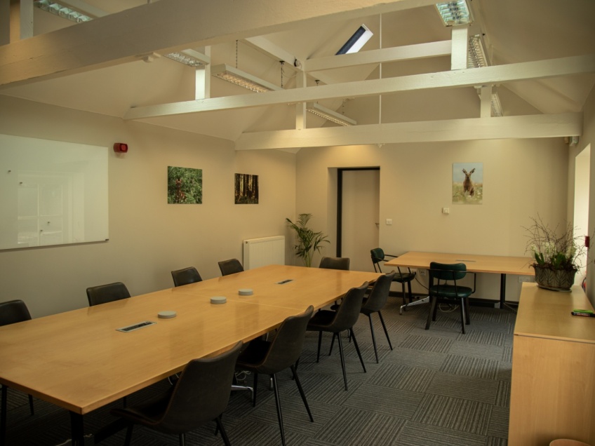 Overbury Property Details - Meeting Room