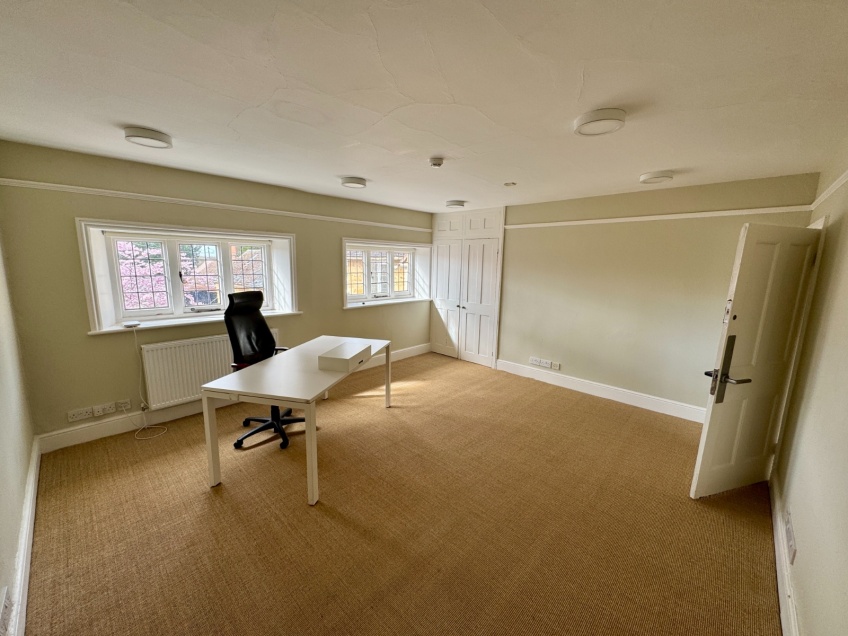 Overbury Property Details -