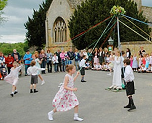 Magical Maypole